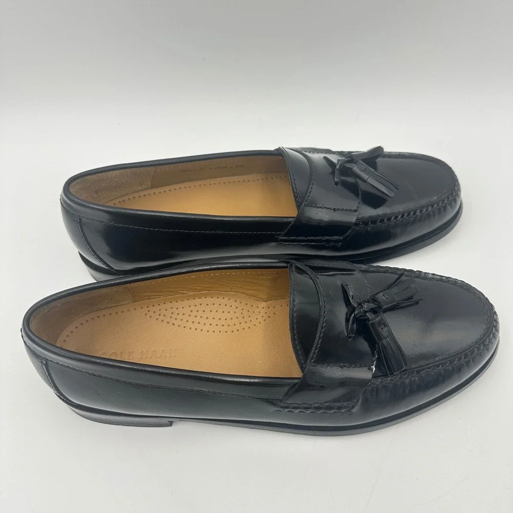 Cole Haan Loafers Black Leather Round Pinch Toe Tassel Slip On Shoe Size 10D